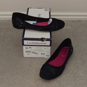 Croft & Barrow NWT Black Suede Flats Size 5.5